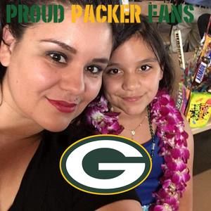 Meet your Posher, Elaine